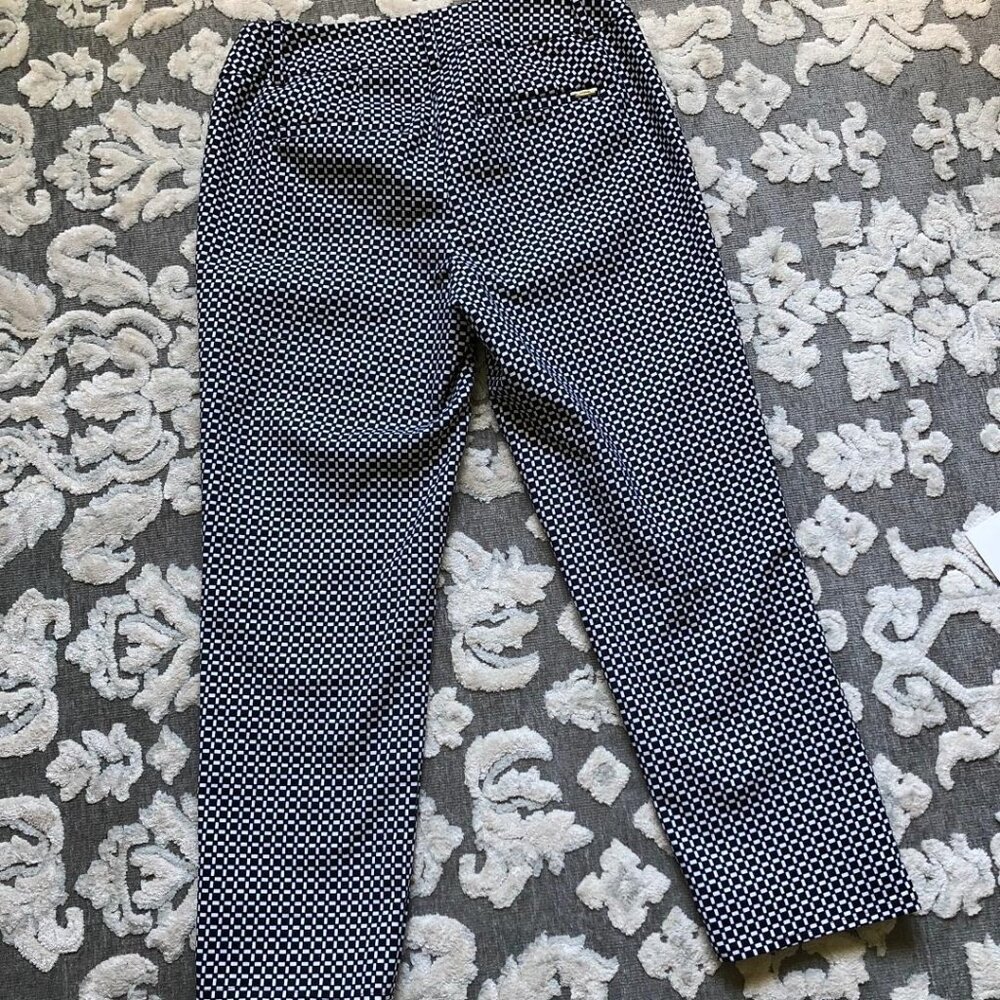 WhiteHouseBlackMarket, Black&White, Square Print, Dressy Capri, Sz: see descript - Picture 2 of 8
